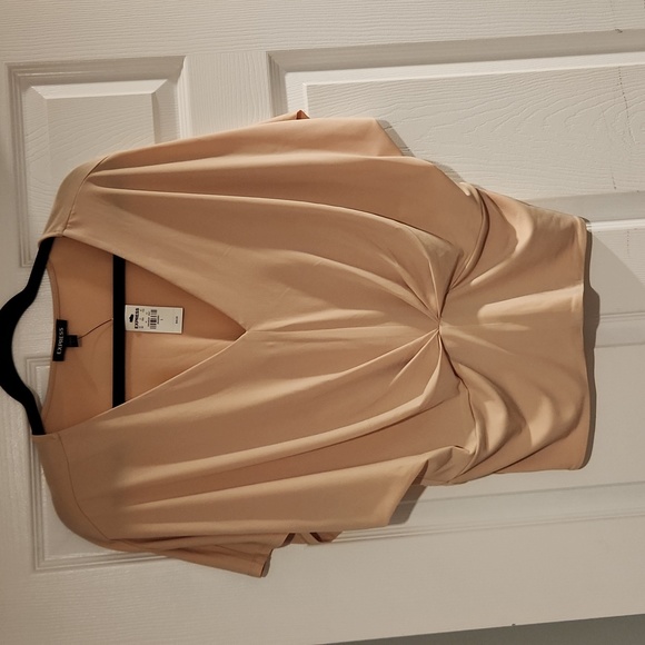 NWT Express Drapey Top - Picture 1 of 4